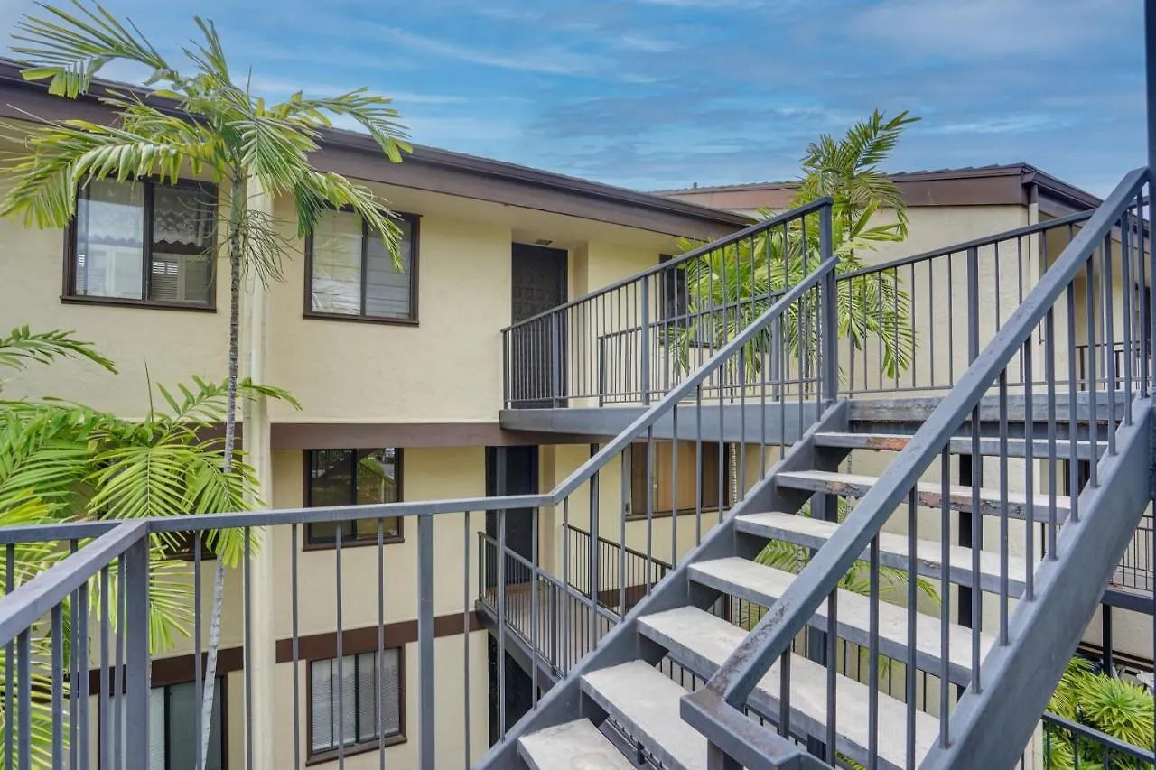 Kailua-Kona Condo Rental About Half Mi To Golf Course! United States